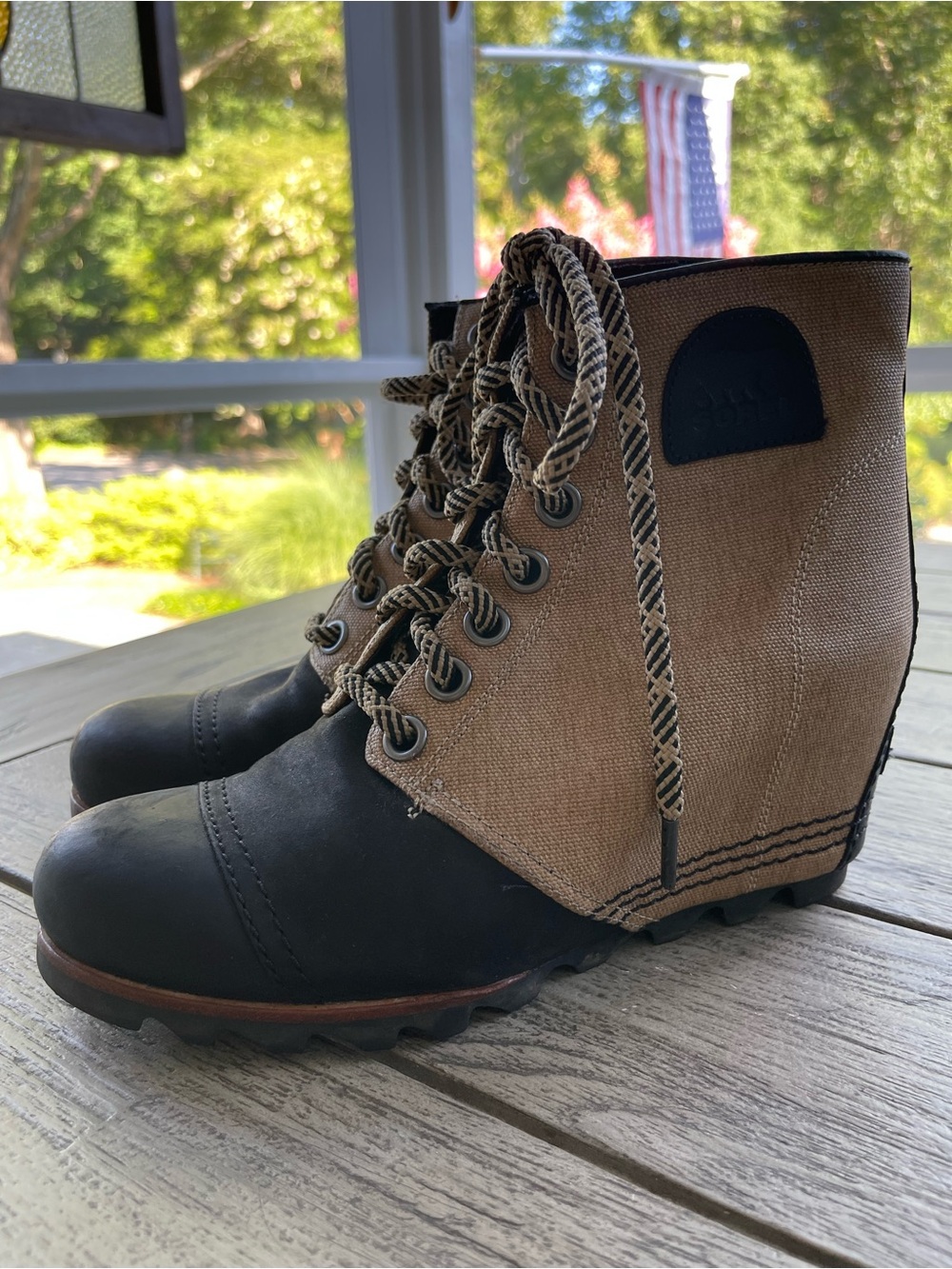 Sorel PDX Black & Tan Leather Canvas Lace-Up Women’s Wedge Boots Size 8.5
